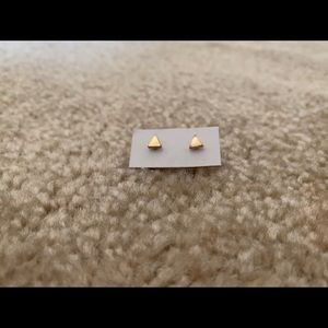 one pair of triangle earrings